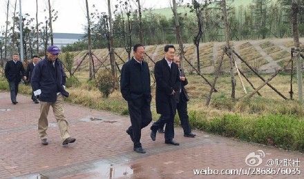 马化腾郭台铭河南会面 共造智能电动
