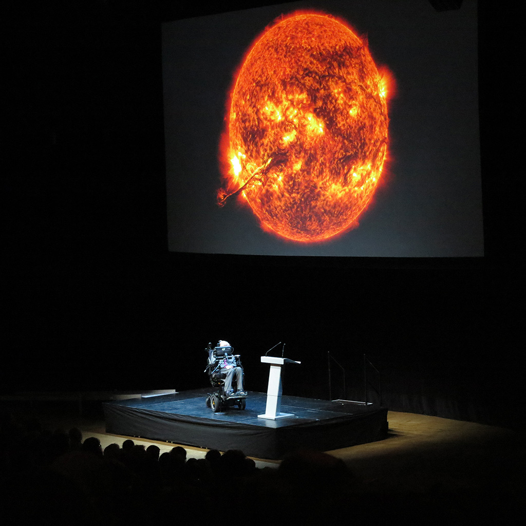 Stephen_Hawking_in_Stockholm,_2015