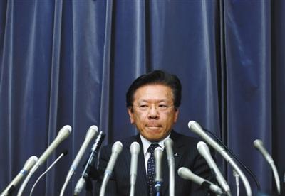 4月20日，日本东京，三菱
社长相川哲郎出席新闻发布会。图/CFP