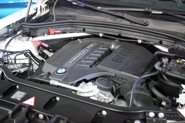 宝马X4 M40i