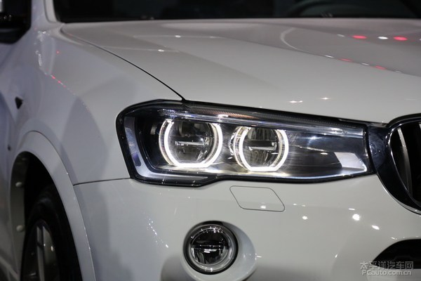 宝马X4 M40i
