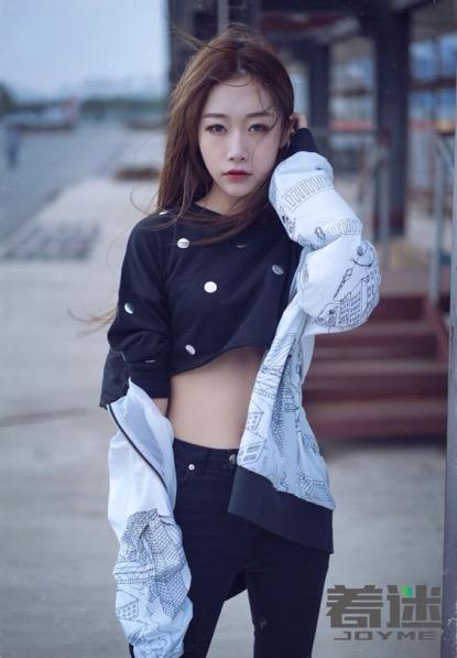网络女主播曝行业真相：能被截屏的露点都是故意的