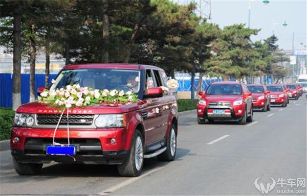 路虎揽胜运动版.jpg