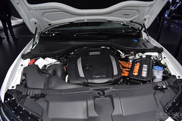 奥迪A6L e-tron