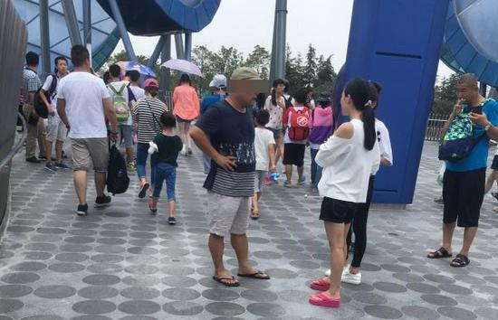 上海迪士尼VIP票鱼龙混杂 黄牛倒卖一张可赚400