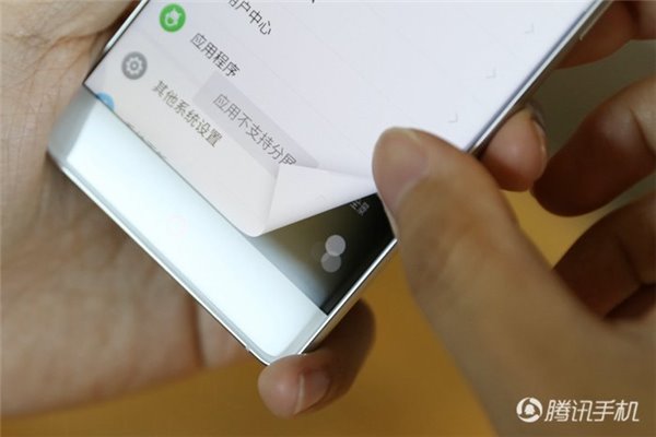 曲面屏还是无边框？仅谈三星与努比亚的屏幕美学