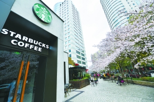 星巴克要卖饭了！一口气推出38款餐品 卖饭背后的中国图谋是什么？