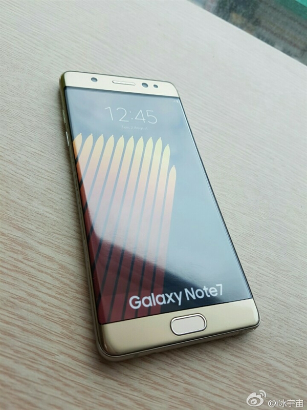 三星Note 7包装盒首曝：金灿灿