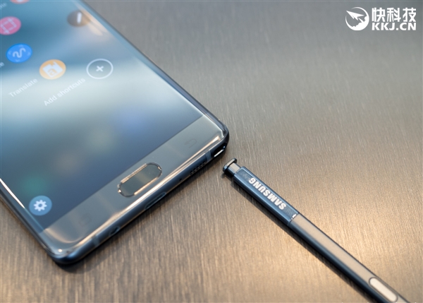 对比Note 5：三星Note 7 S Pen大改进！不怕倒插了