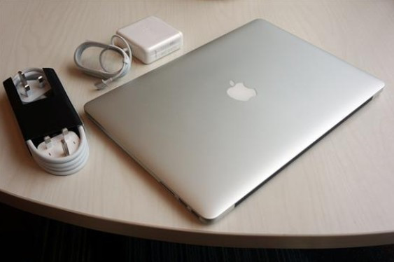 1下月发！全新MacBook Pro/Air都来了