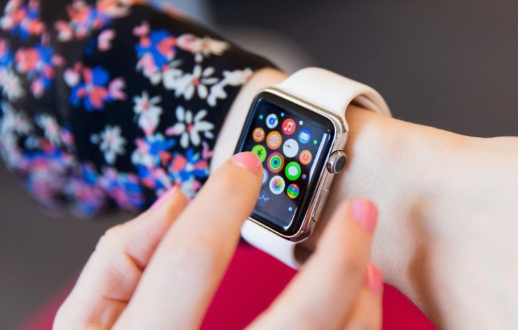 Apple Watch销量大跌72%，智能手表还有未来吗？        