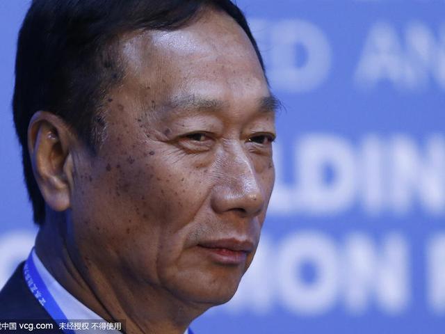 郭台铭开撕三星：那我就把面板价格调至2倍！