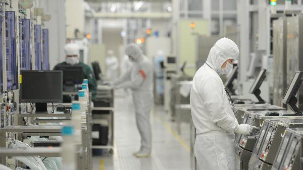 中国半导体产业威胁美国安全？芯片战略储备仍很薄弱        