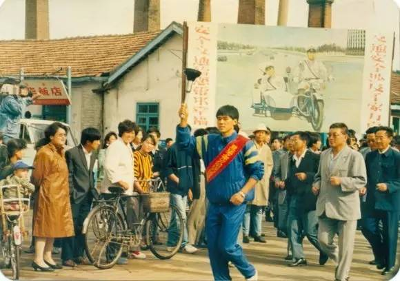 麦当劳在中国的26年，见证了美国方式的入侵与蒸发        