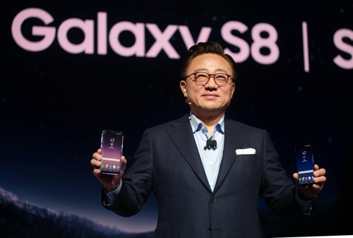 品牌、渠道已经积重难返，Galaxy S8难当复兴三星中国的重任        
