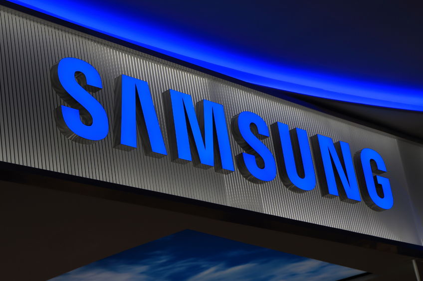 34704708 - melbourne australia - december 13, 2014: samsung korean electronics
