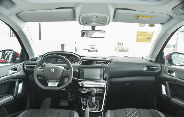 新婚购车 15万高颜值紧凑级座驾推荐