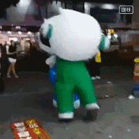 手机商争抢明星代言，但50%受众分不清你请了鹿晗还是吴亦凡        