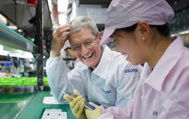 富士康11月收入翻番 但iPhone X上游出现疲软