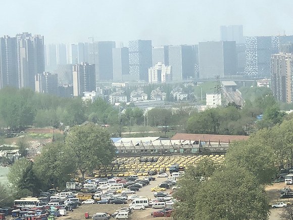界面记者摄：位于南京市安德门附近的一处停车场