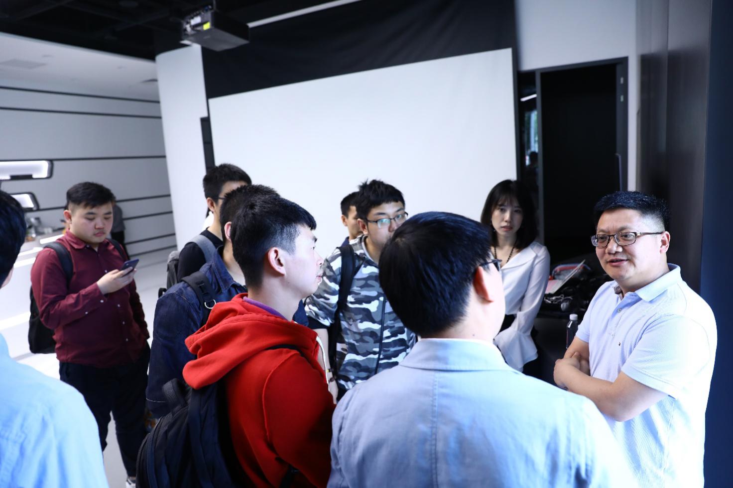 D:\奇点workshop\2E3A2317.JPG