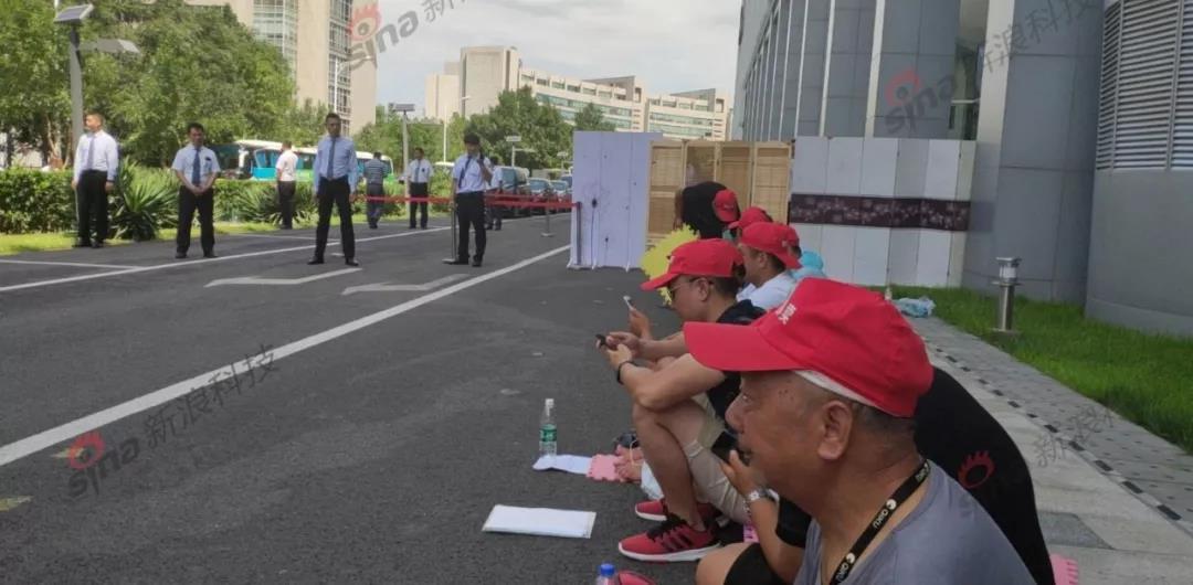 与饿了么合并后，全国的代理商称被百度外卖骗了        
