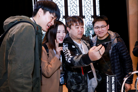 为什么说只有三星才能引领智能手机的未来？1610