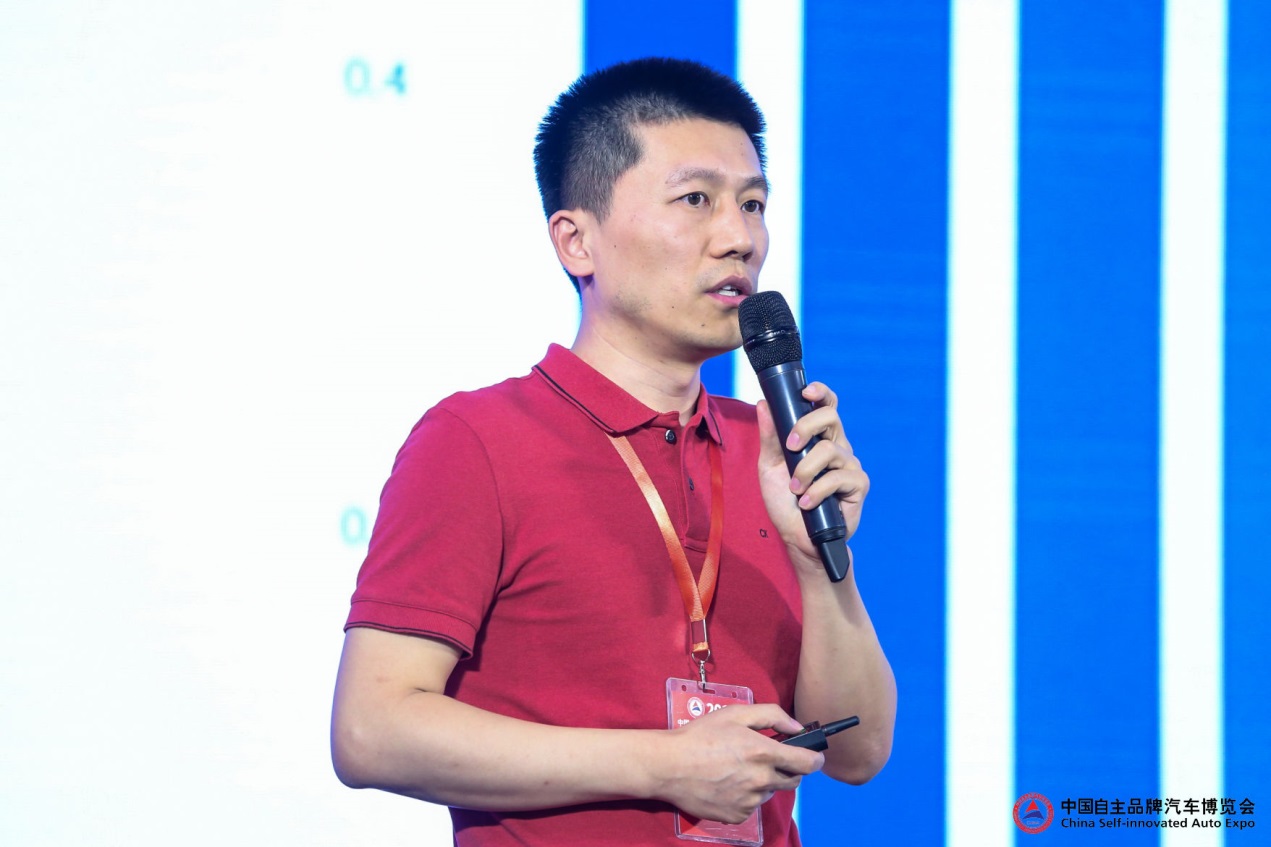 C:\Users\admin\Desktop\中国自主品牌
发展论坛图片\蓝本价CEO 赵云.jpg